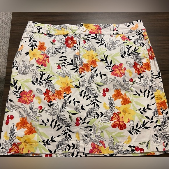 Christopher & Banks Tropical Floral Print Women's 12 Skort - Picture 1 of 9